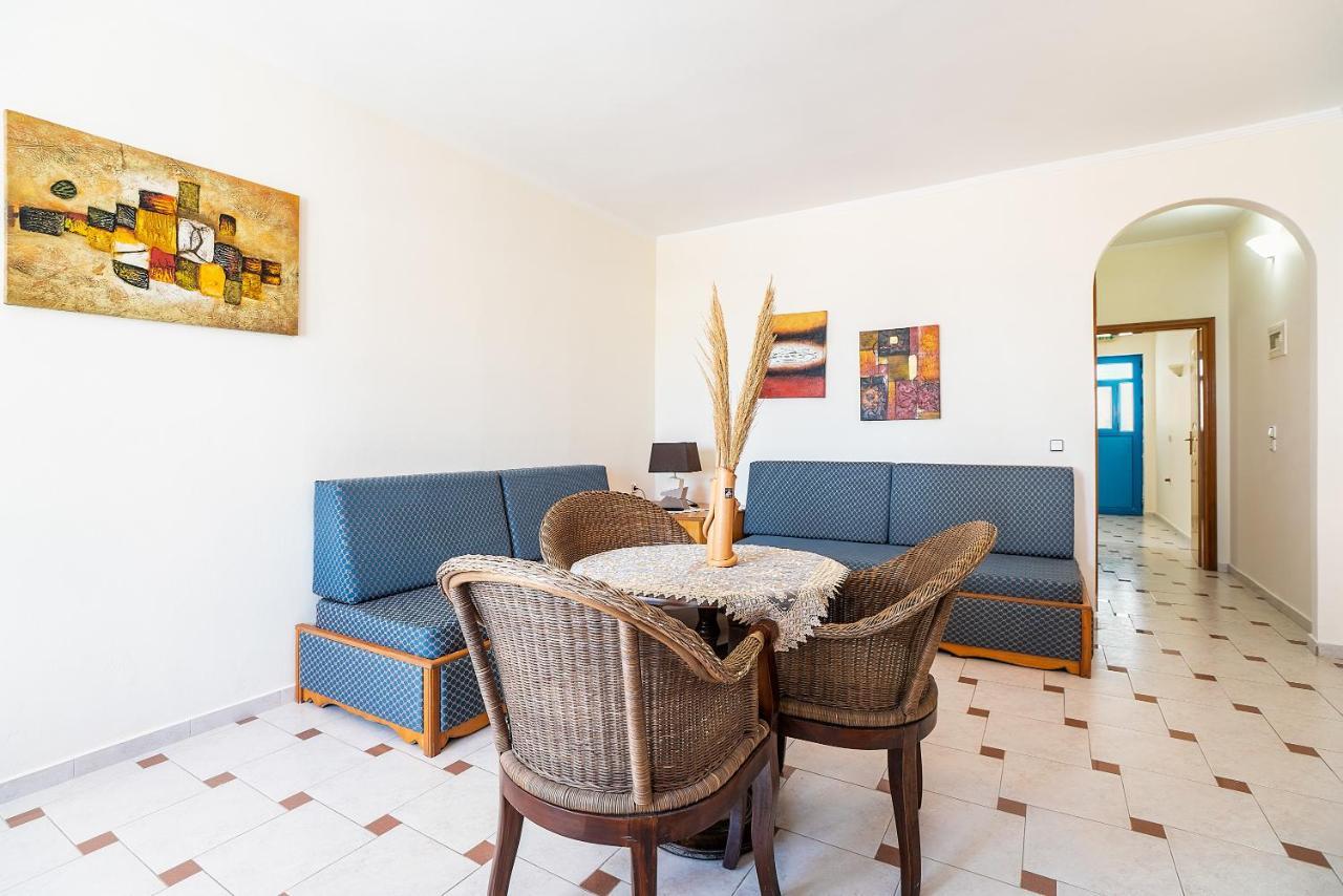 Livadia Beach Suite Экстерьер фото